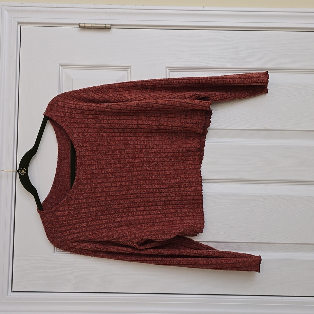 Crop Sweater Size Med